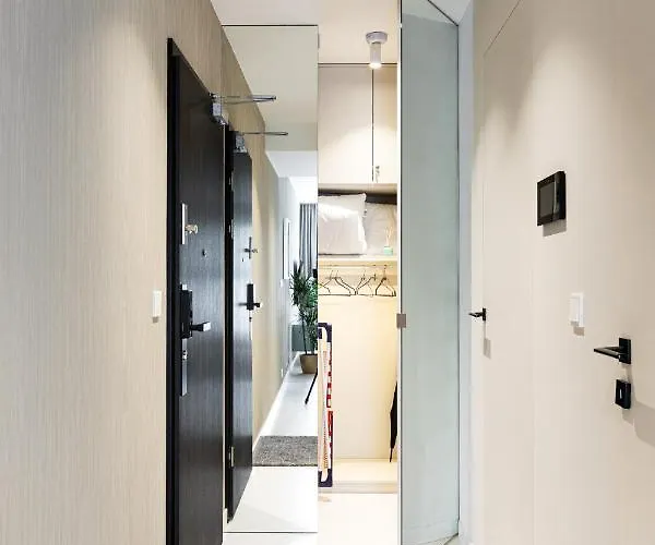 Premium Designer - Quiet And クラクフ